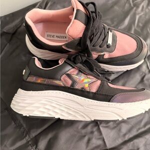 Steve Madden Pink and Black Sneakers